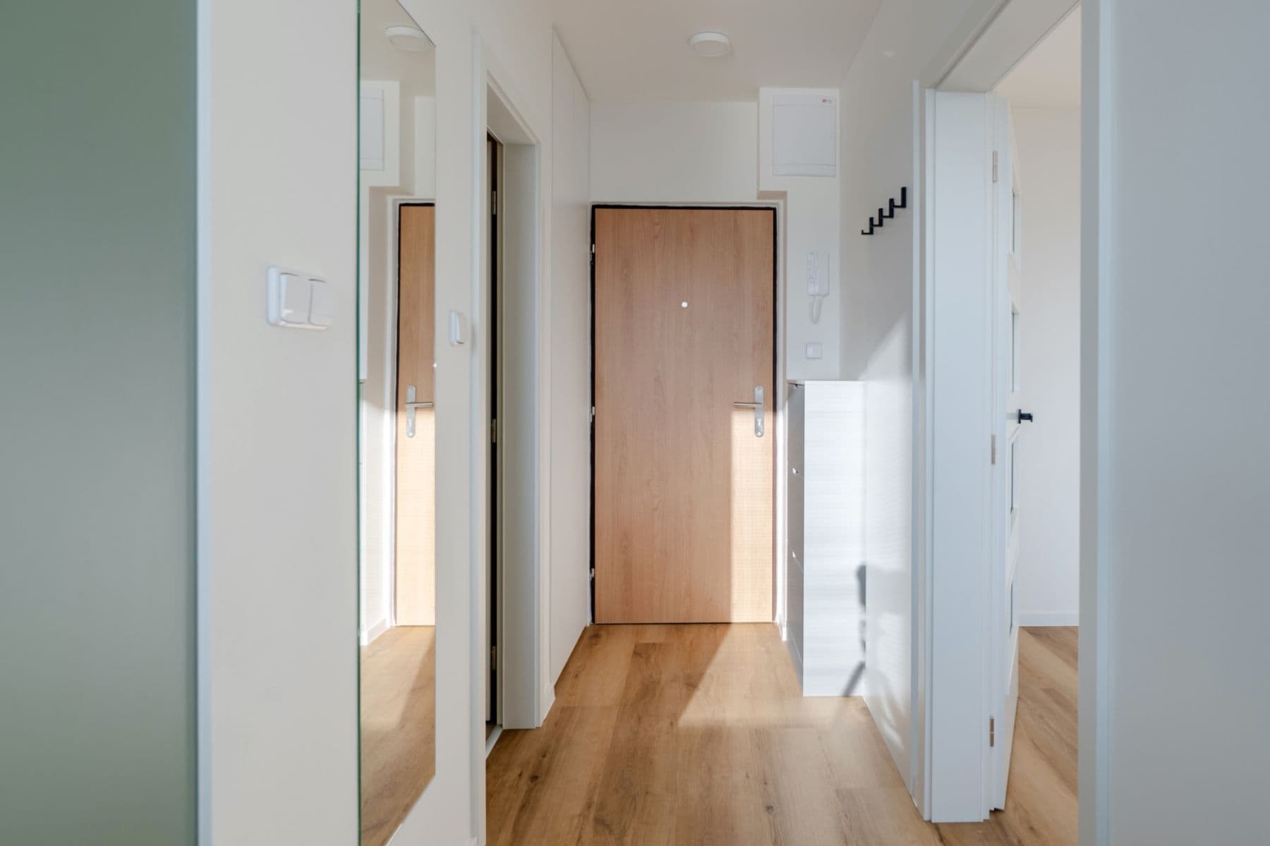 Pronájem bytu 1+1 35 m², Sezemická, Hradec Králové, Královéhradecký kraj Pronájem bytu 1+1 35 m², Sezemická, Hradec Králové, Královéhradecký kraj