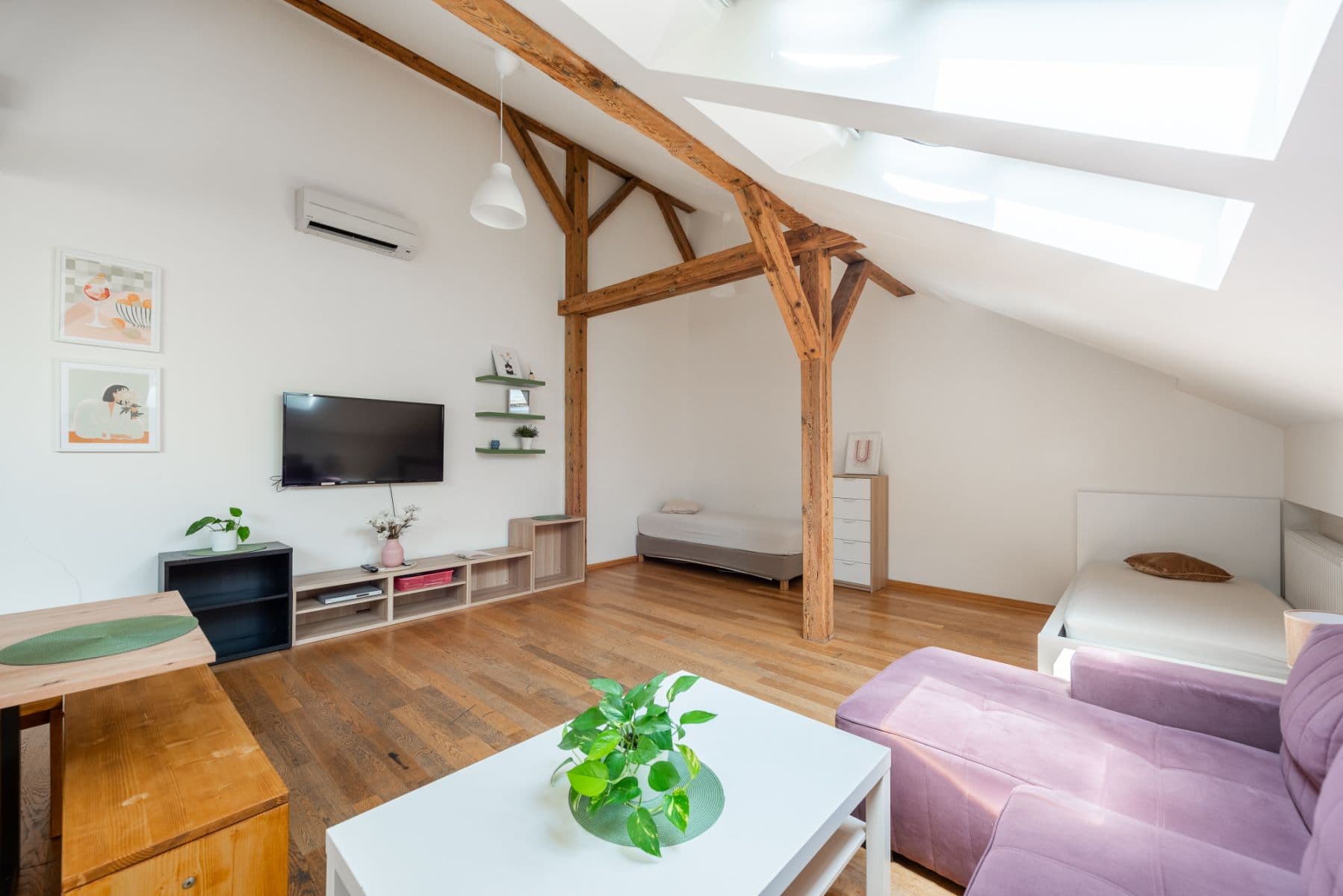 Pronájem bytu 147 m², Těšnov, Praha, Praha Pronájem bytu 147 m², Těšnov, Praha, Praha