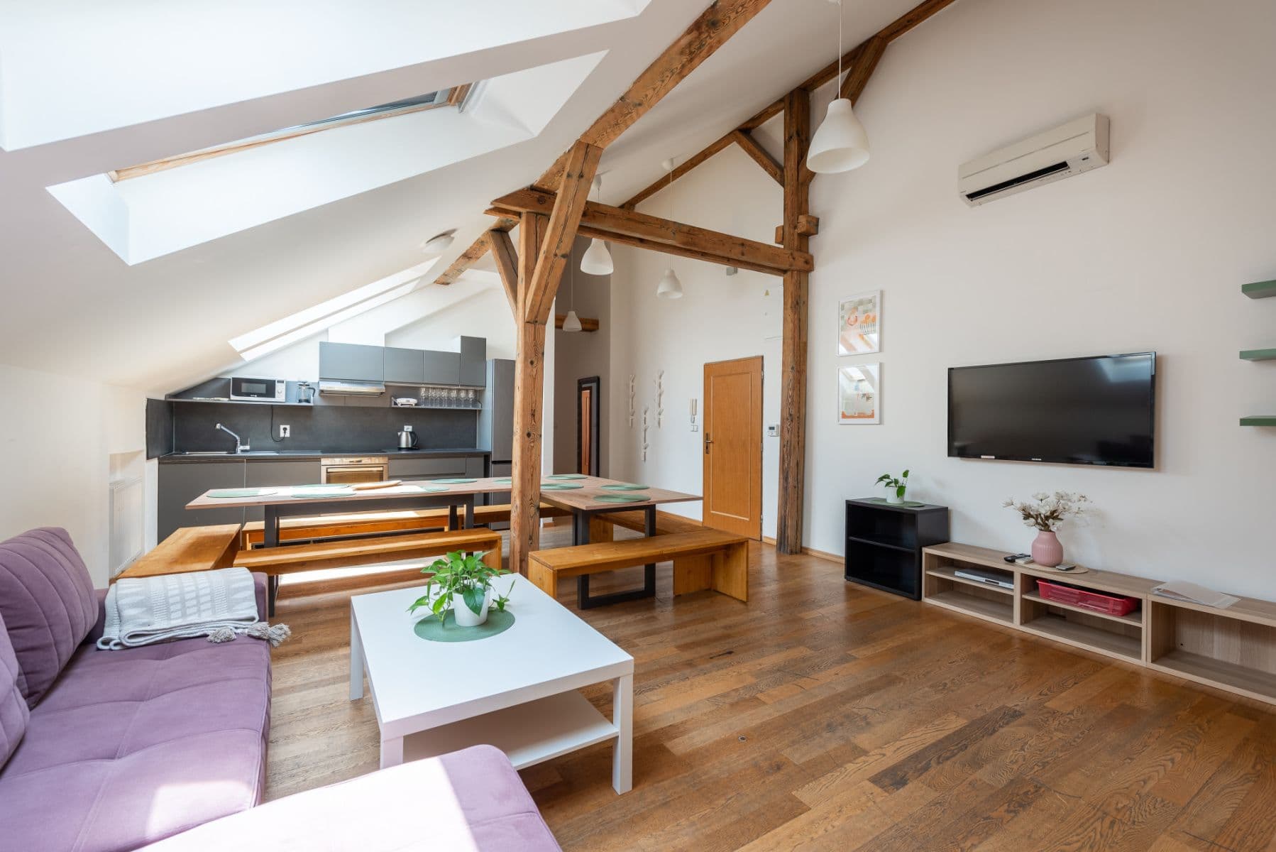 Pronájem bytu 147 m², Těšnov, Praha, Praha Pronájem bytu 147 m², Těšnov, Praha, Praha