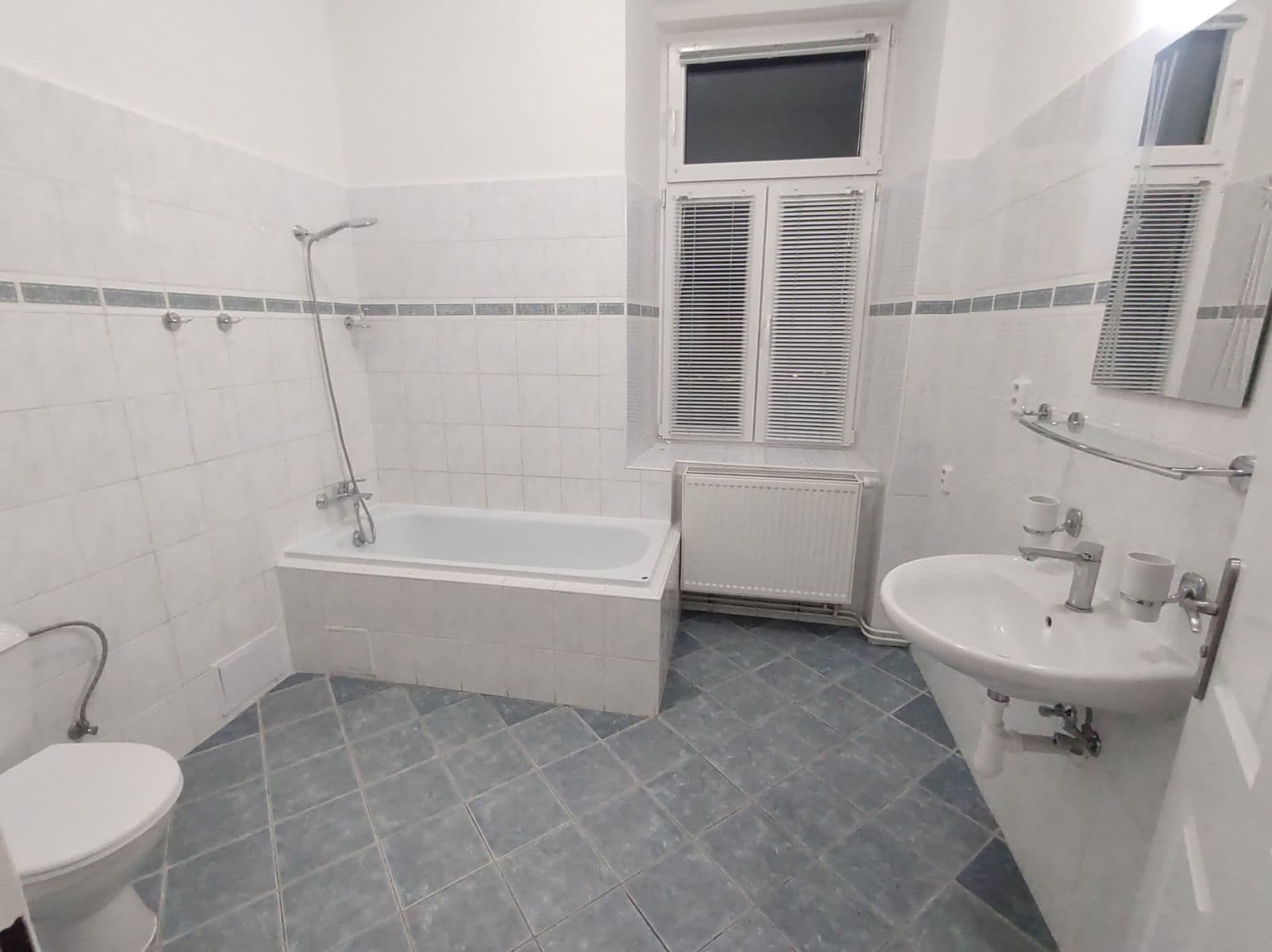 Pronájem bytu 2+1 75 m², Nádražní, Litoměřice, Ústecký kraj Pronájem bytu 2+1 75 m², Nádražní, Litoměřice, Ústecký kraj