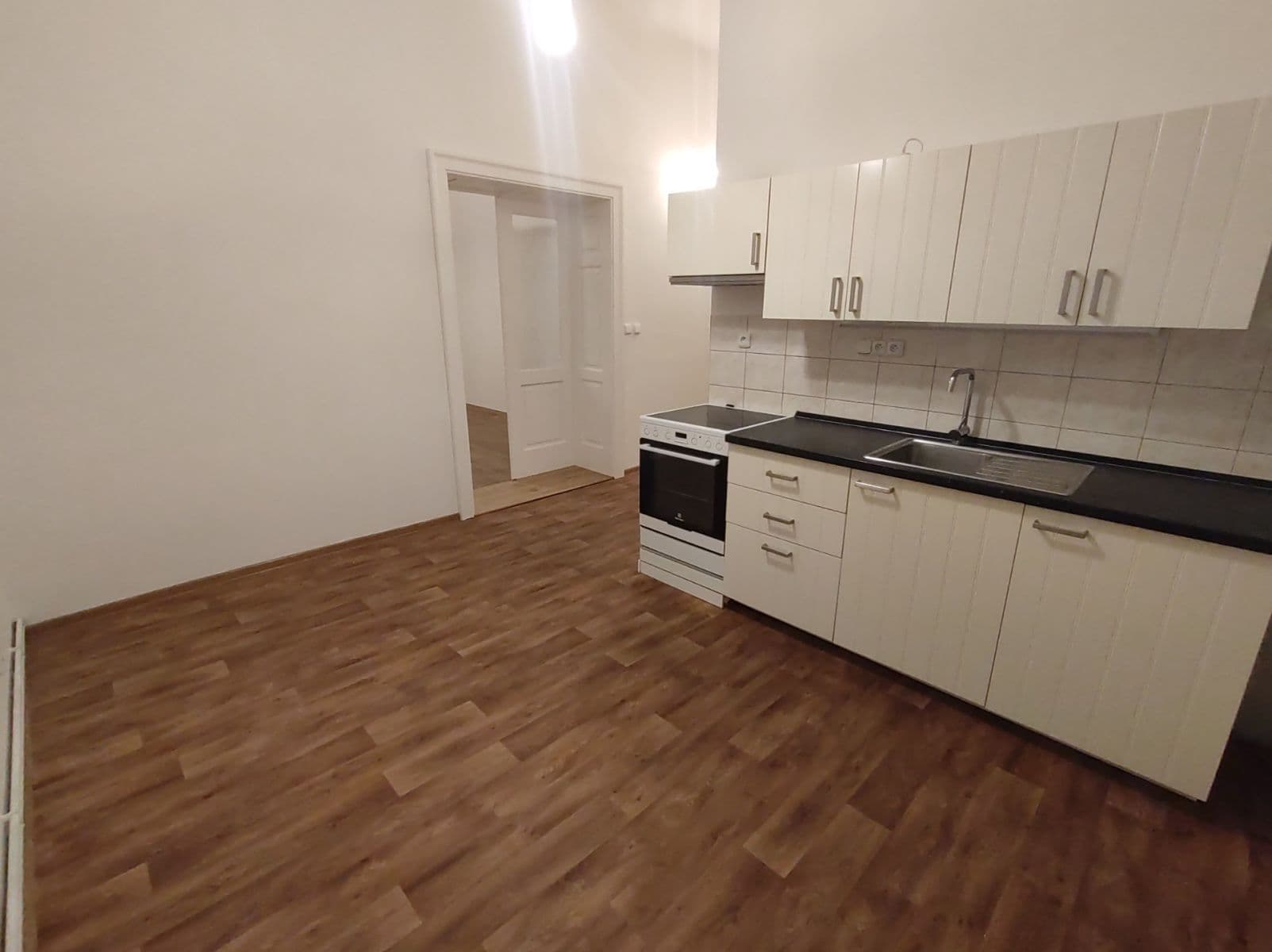Pronájem bytu 2+1 75 m², Nádražní, Litoměřice, Ústecký kraj Pronájem bytu 2+1 75 m², Nádražní, Litoměřice, Ústecký kraj