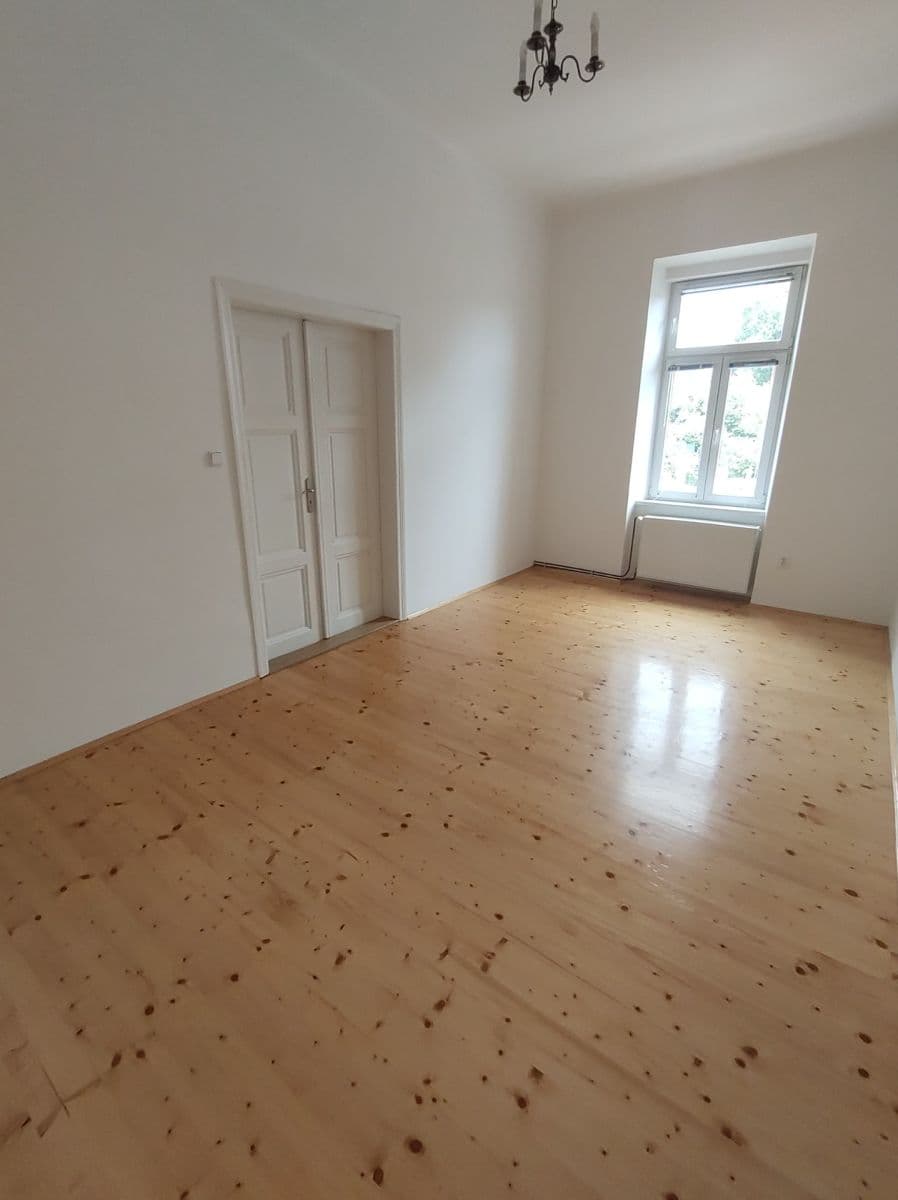 Pronájem bytu 2+1 80 m², Nádražní, Litoměřice, Ústecký kraj Pronájem bytu 2+1 80 m², Nádražní, Litoměřice, Ústecký kraj