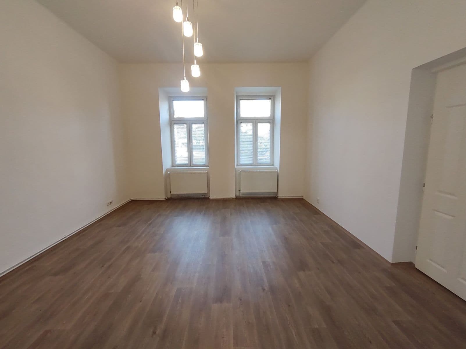 Pronájem bytu 2+1 75 m², Nádražní, Litoměřice, Ústecký kraj Pronájem bytu 2+1 75 m², Nádražní, Litoměřice, Ústecký kraj