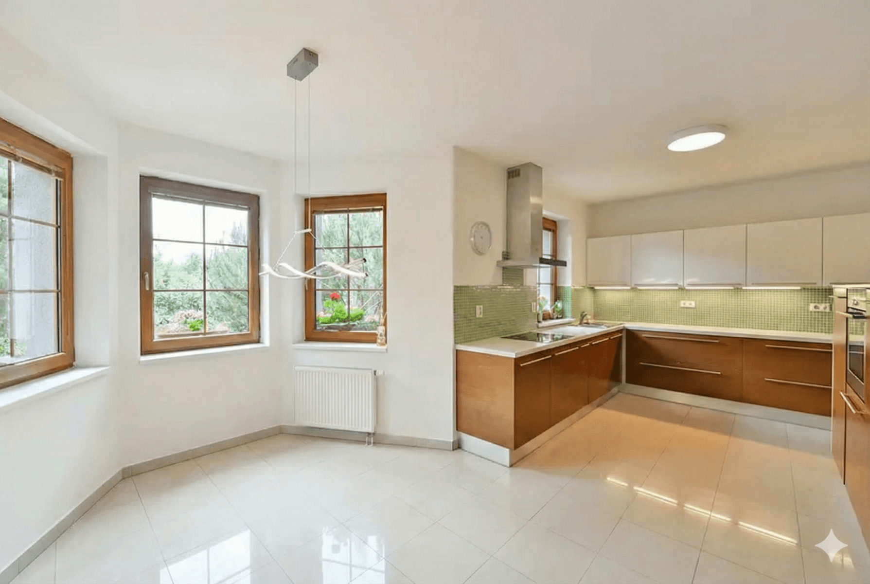 Prodej domu 250 m², pozemek 826 m², Na Ježově, Mirošovice, Středočeský kraj Prodej domu 250 m², pozemek 826 m², Na Ježově, Mirošovice, Středočeský kraj