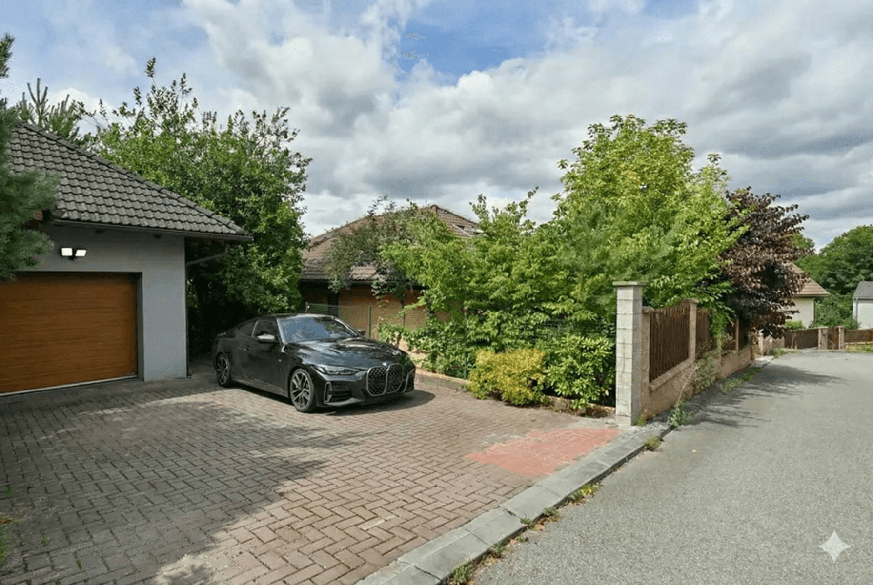 Prodej domu 250 m², pozemek 826 m², Na Ježově, Mirošovice, Středočeský kraj Prodej domu 250 m², pozemek 826 m², Na Ježově, Mirošovice, Středočeský kraj