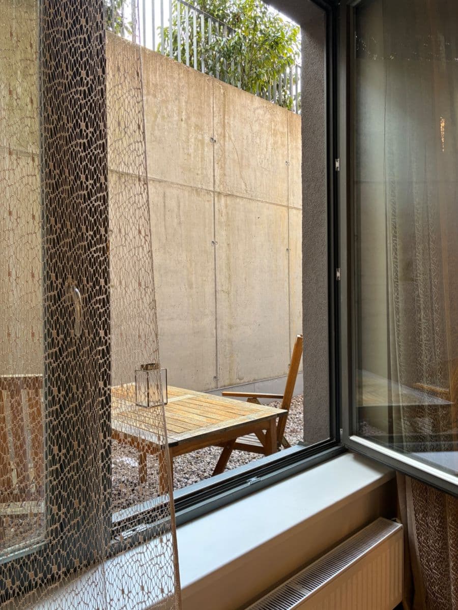 Pronájem bytu 2+kk 92 m², Pod Dvorem, Praha, Praha Pronájem bytu 2+kk 92 m², Pod Dvorem, Praha, Praha