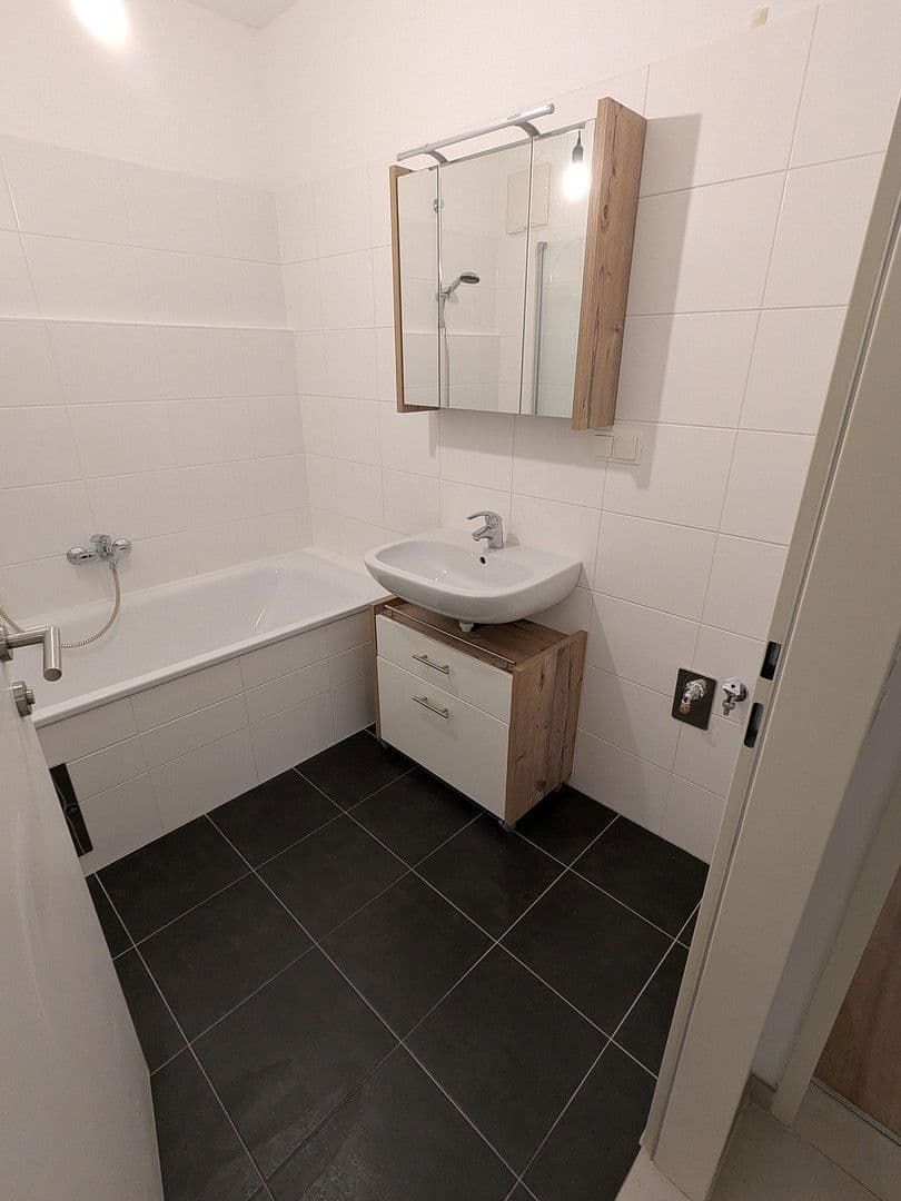 Pronájem bytu 3+1 73 m², Stadlauer Straße 60, Wien, Wien Pronájem bytu 3+1 73 m², Stadlauer Straße 60, Wien, Wien