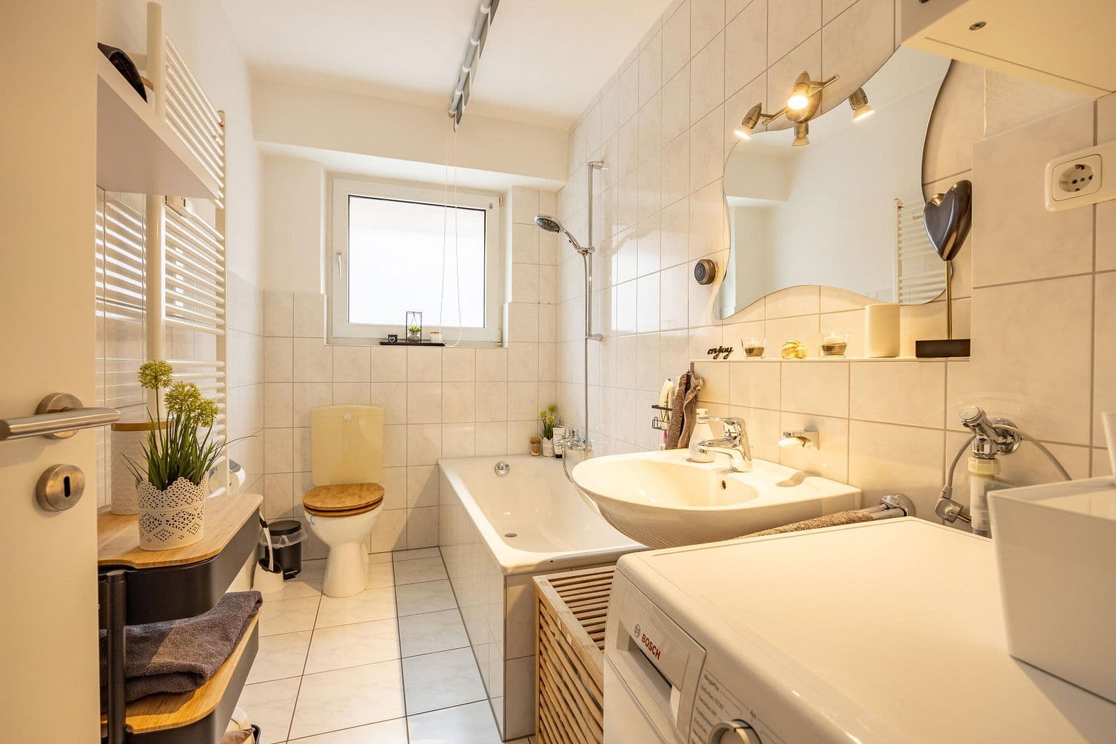 Pronájem bytu 2+1 65 m², Cáchy, Severní Porýní-Vestfálsko Pronájem bytu 2+1 65 m², Cáchy, Severní Porýní-Vestfálsko