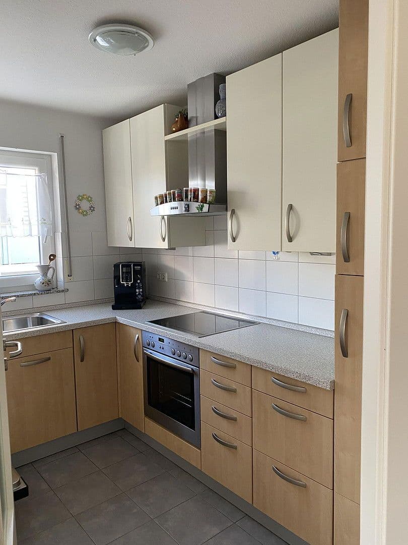 Prodej bytu 3+1 74 m², Kurrerstraße 33, Reutlingen, Bádensko-Württembersko Prodej bytu 3+1 74 m², Kurrerstraße 33, Reutlingen, Bádensko-Württembersko