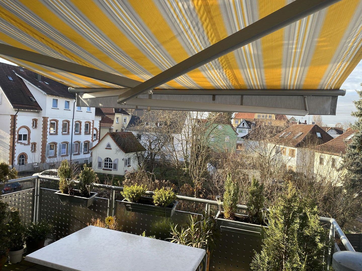 Prodej bytu 3+1 74 m², Kurrerstraße 33, Reutlingen, Bádensko-Württembersko Prodej bytu 3+1 74 m², Kurrerstraße 33, Reutlingen, Bádensko-Württembersko