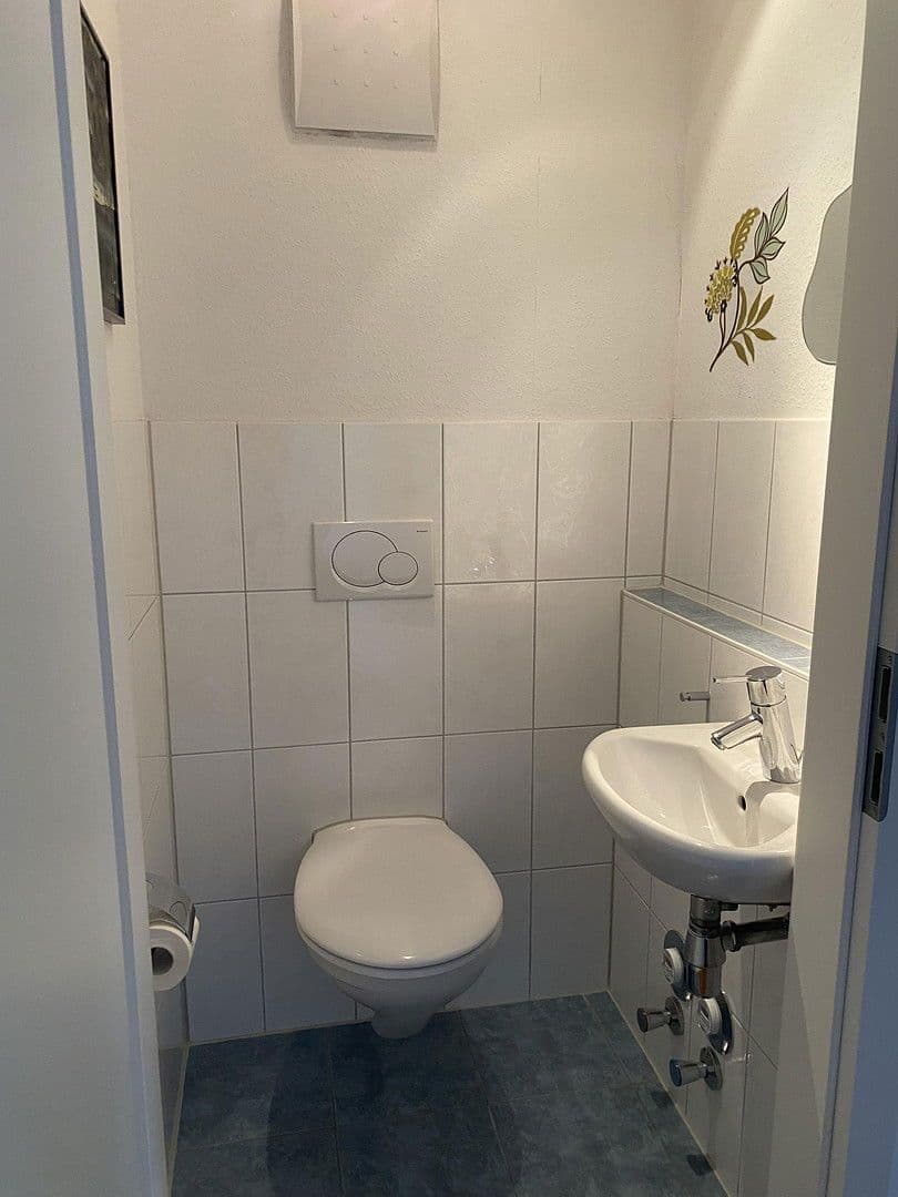 Prodej bytu 3+1 74 m², Kurrerstraße 33, Reutlingen, Bádensko-Württembersko Prodej bytu 3+1 74 m², Kurrerstraße 33, Reutlingen, Bádensko-Württembersko