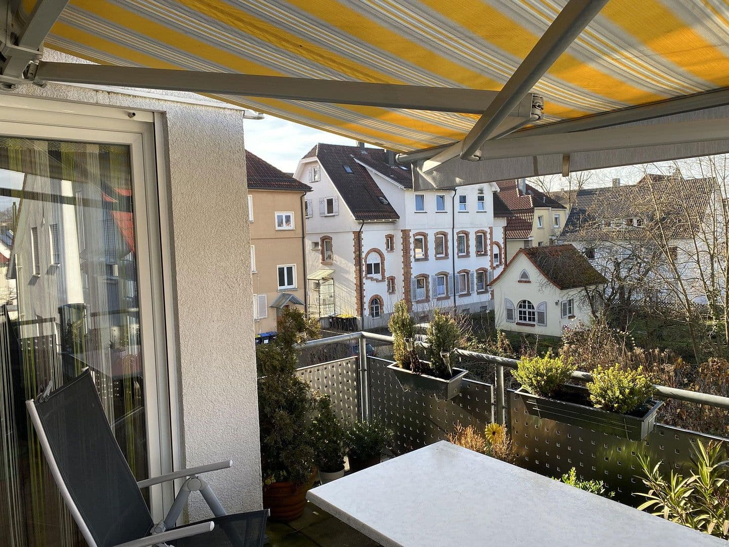 Prodej bytu 3+1 74 m², Kurrerstraße 33, Reutlingen, Bádensko-Württembersko Prodej bytu 3+1 74 m², Kurrerstraße 33, Reutlingen, Bádensko-Württembersko