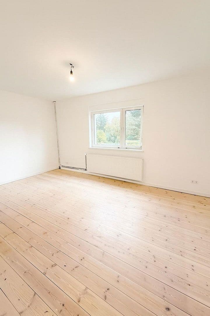 Prodej domu 95 m², pozemek 273 m², Am Vogelherd 17, Berlin, Berlín Prodej domu 95 m², pozemek 273 m², Am Vogelherd 17, Berlin, Berlín
