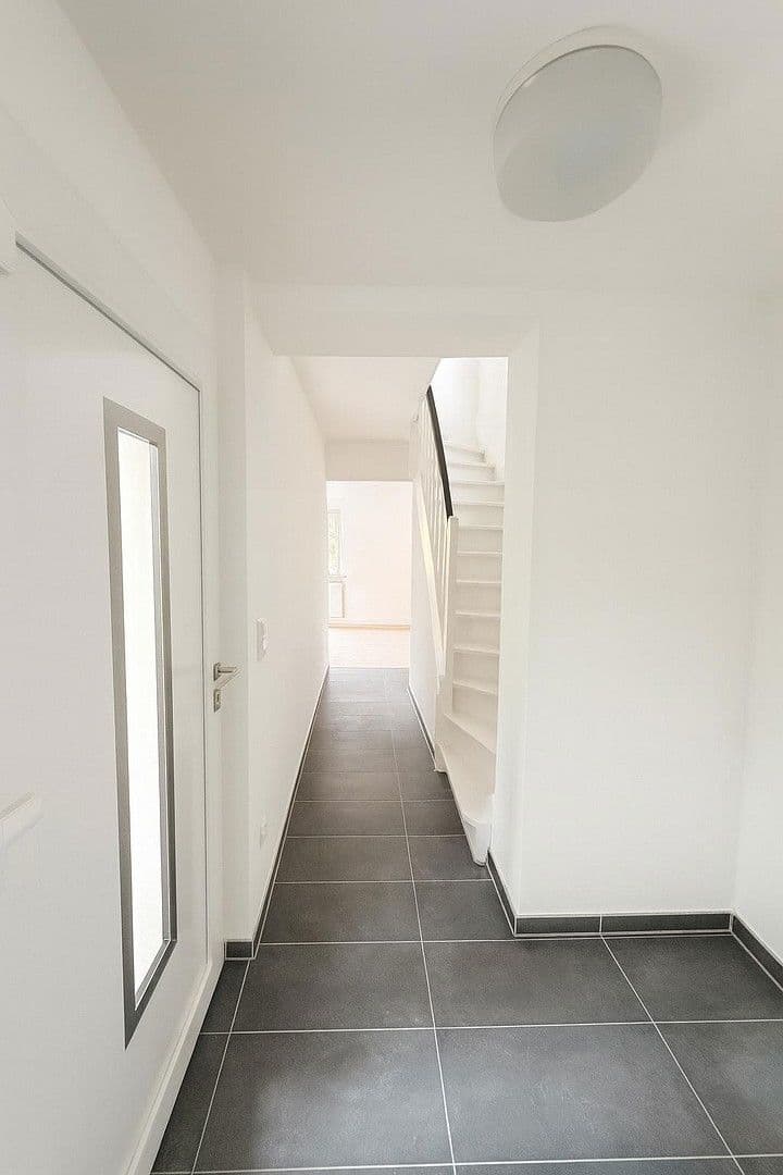 Prodej domu 95 m², pozemek 273 m², Am Vogelherd 17, Berlin, Berlín Prodej domu 95 m², pozemek 273 m², Am Vogelherd 17, Berlin, Berlín