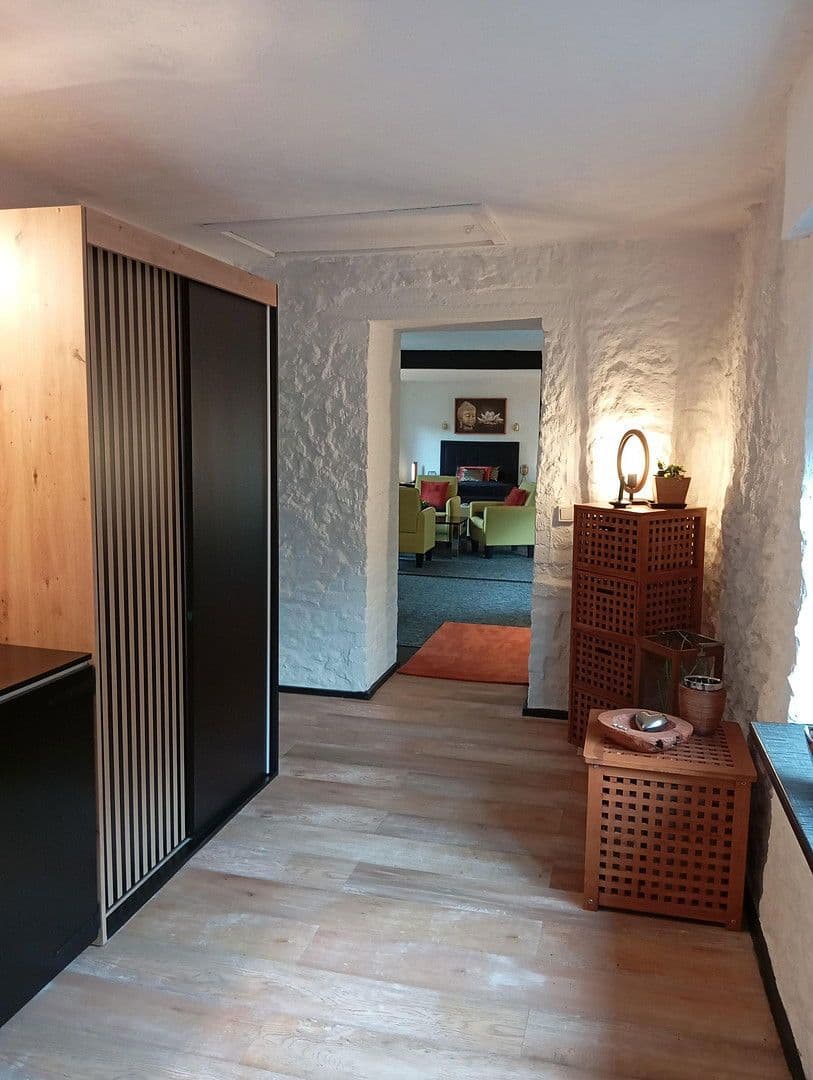 Prodej domu 100 m², pozemek 426 m², Blankenheim, Severní Porýní-Vestfálsko Prodej domu 100 m², pozemek 426 m², Blankenheim, Severní Porýní-Vestfálsko