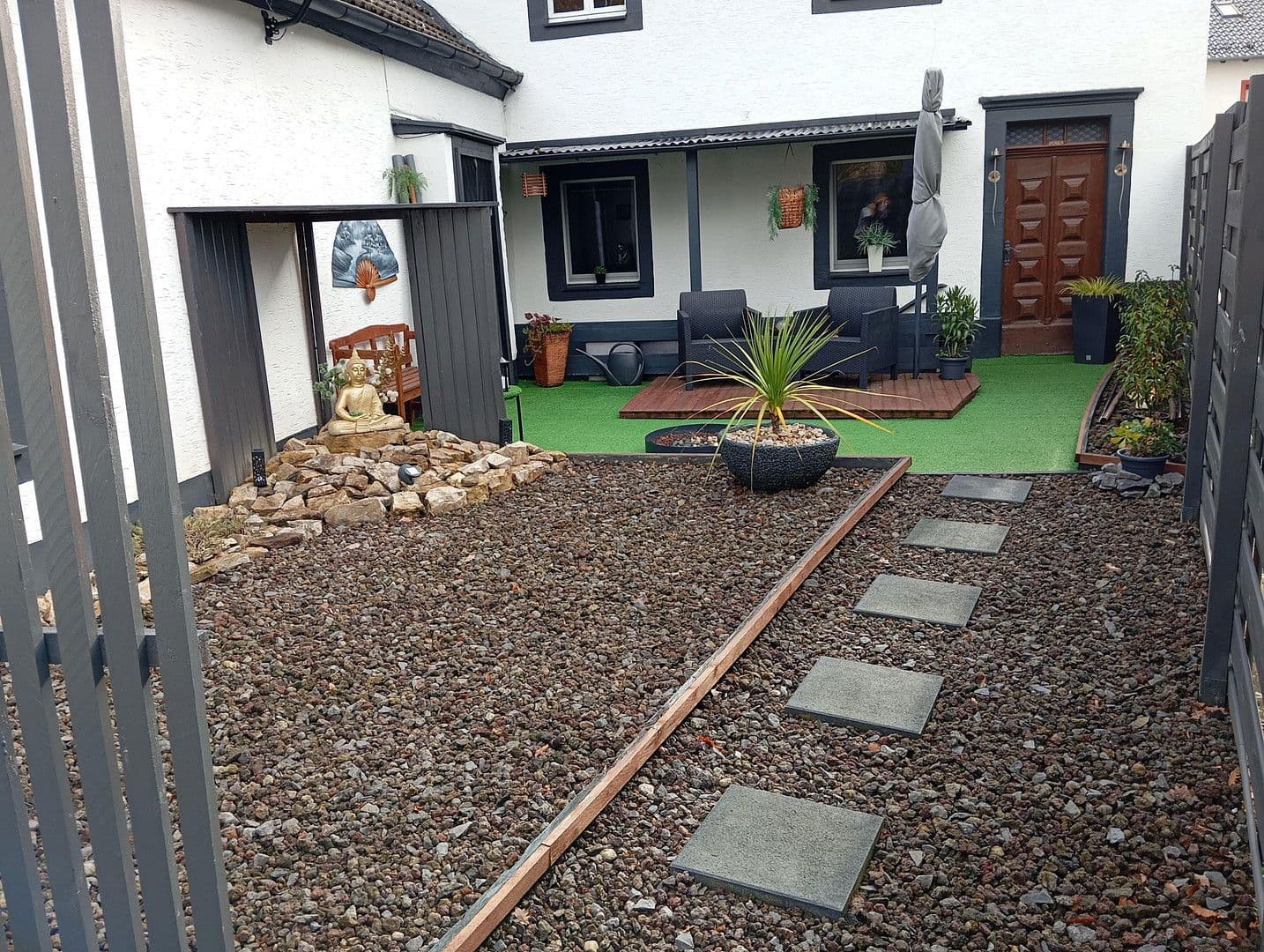 Prodej domu 100 m², pozemek 426 m², Blankenheim, Severní Porýní-Vestfálsko Prodej domu 100 m², pozemek 426 m², Blankenheim, Severní Porýní-Vestfálsko