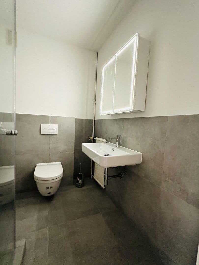 Prodej bytu 2+1 39 m², Cronenbergerstr.3, Wuppertal, Severní Porýní-Vestfálsko Prodej bytu 2+1 39 m², Cronenbergerstr.3, Wuppertal, Severní Porýní-Vestfálsko