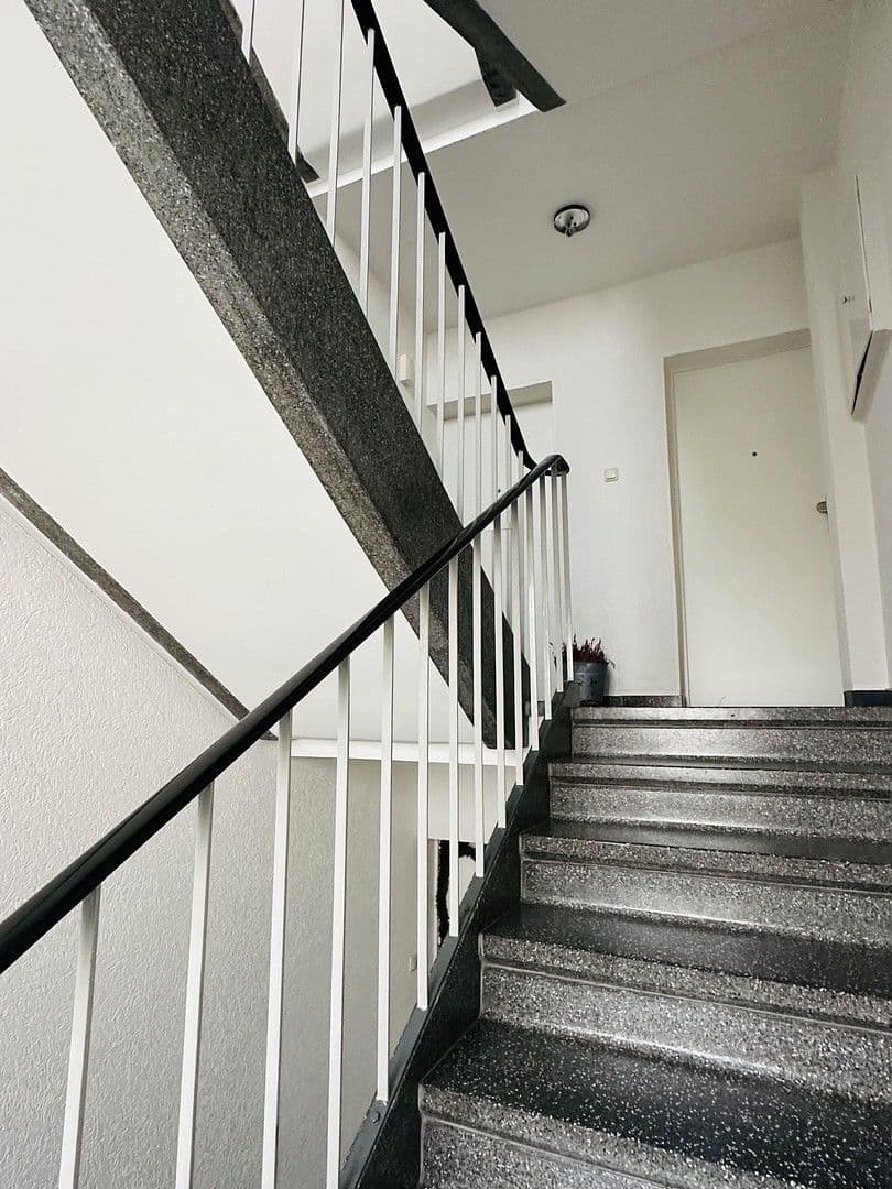 Prodej bytu 2+1 39 m², Cronenbergerstr.3, Wuppertal, Severní Porýní-Vestfálsko Prodej bytu 2+1 39 m², Cronenbergerstr.3, Wuppertal, Severní Porýní-Vestfálsko