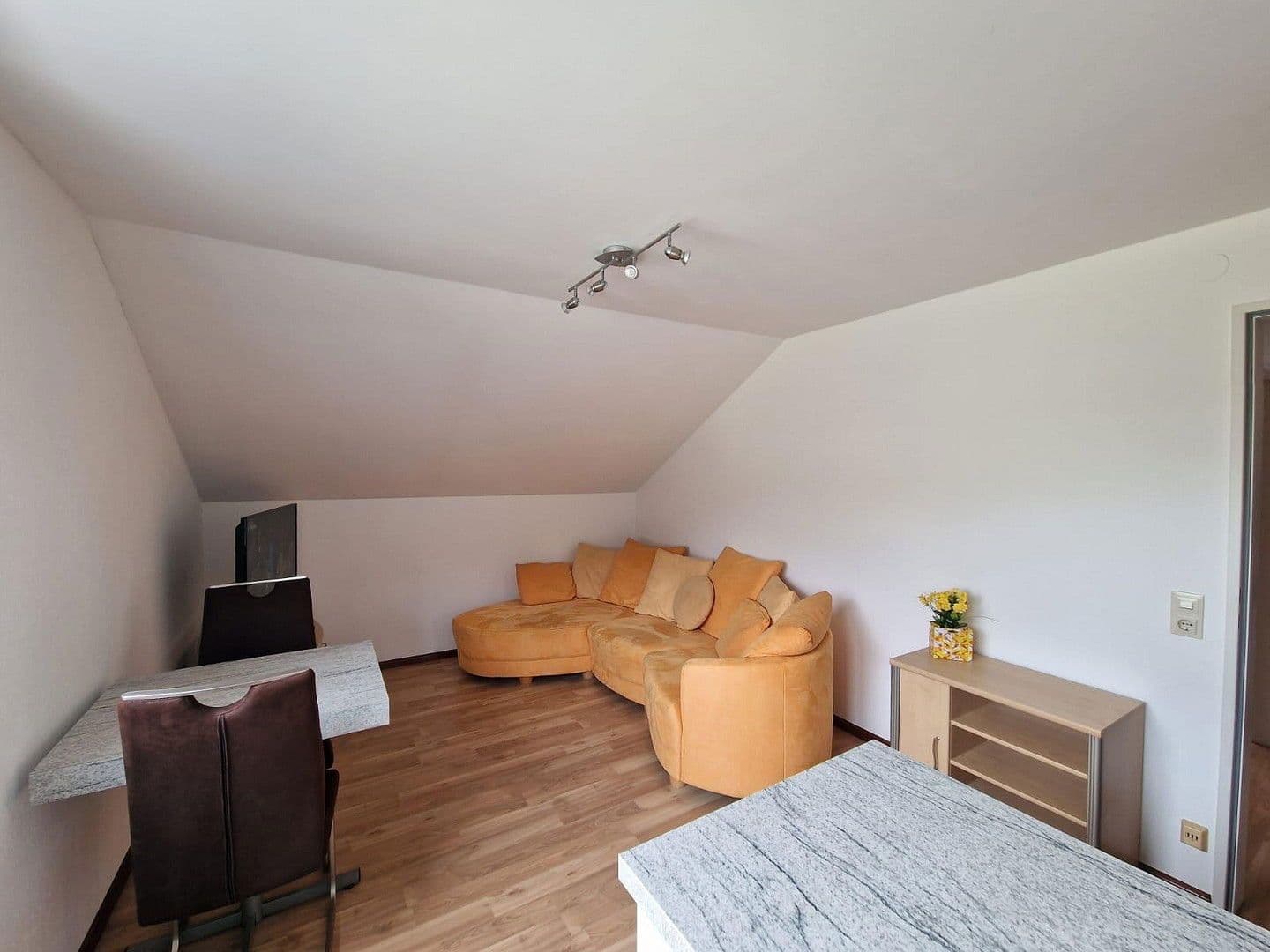 Pronájem bytu 2+kk 46 m², Rheinfelden (Baden), Bádensko-Württembersko Pronájem bytu 2+kk 46 m², Rheinfelden (Baden), Bádensko-Württembersko