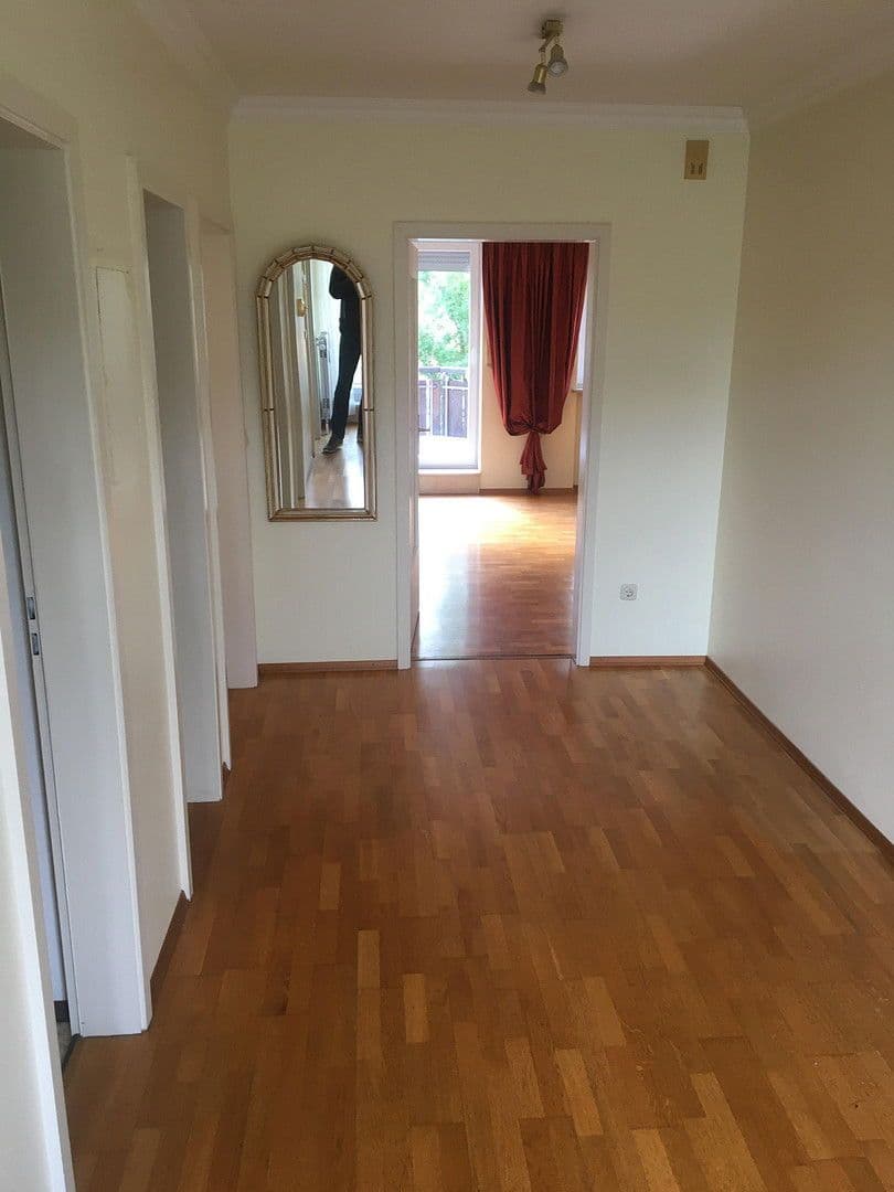 Pronájem bytu 2+1 86 m², München, Bavorsko Pronájem bytu 2+1 86 m², München, Bavorsko