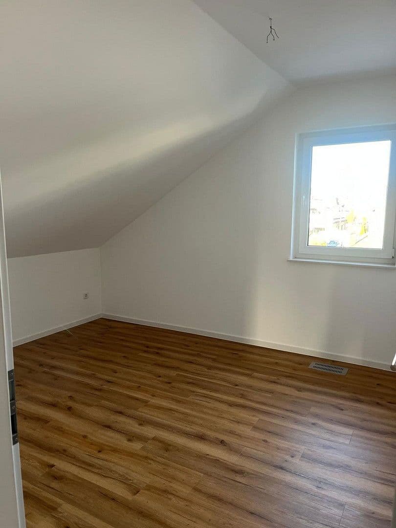 Pronájem bytu 3+1 114 m², Fliederweg 1, Espenau, Hessen Pronájem bytu 3+1 114 m², Fliederweg 1, Espenau, Hessen
