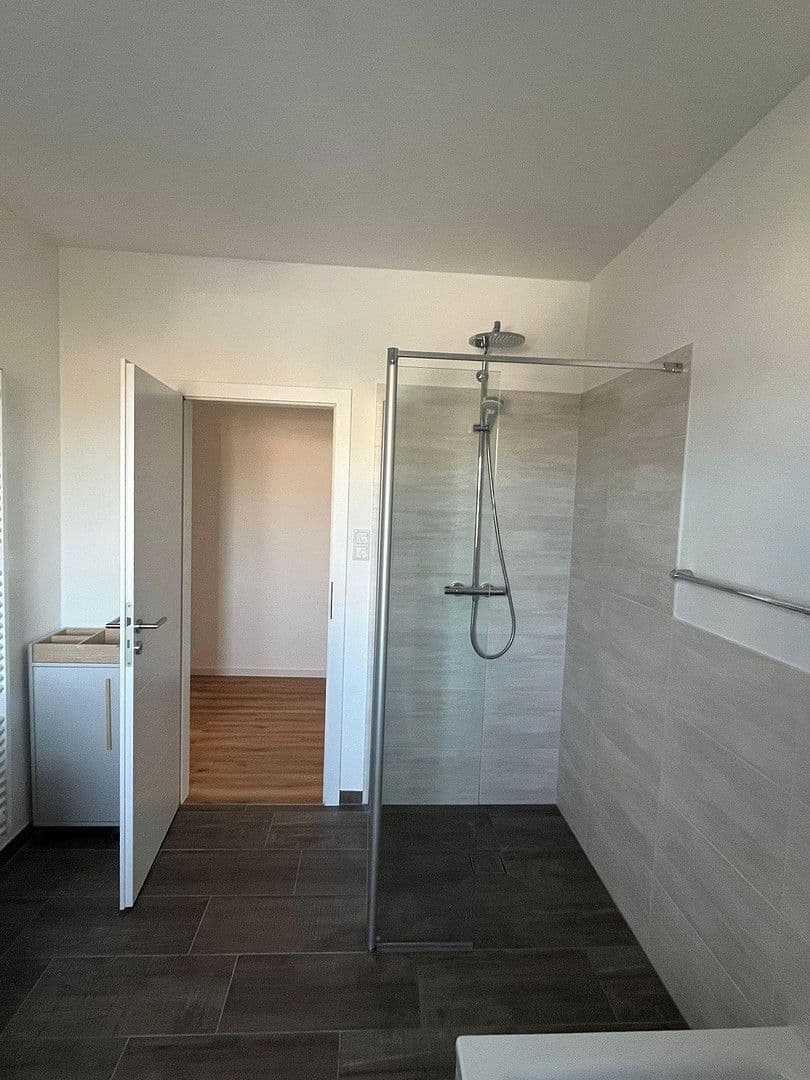 Pronájem bytu 3+1 114 m², Fliederweg 1, Espenau, Hessen Pronájem bytu 3+1 114 m², Fliederweg 1, Espenau, Hessen