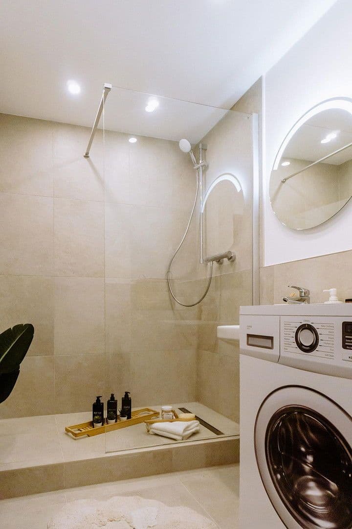 Prodej bytu 2+1 67 m², Fürstenfeldbruck, Bavorsko Prodej bytu 2+1 67 m², Fürstenfeldbruck, Bavorsko