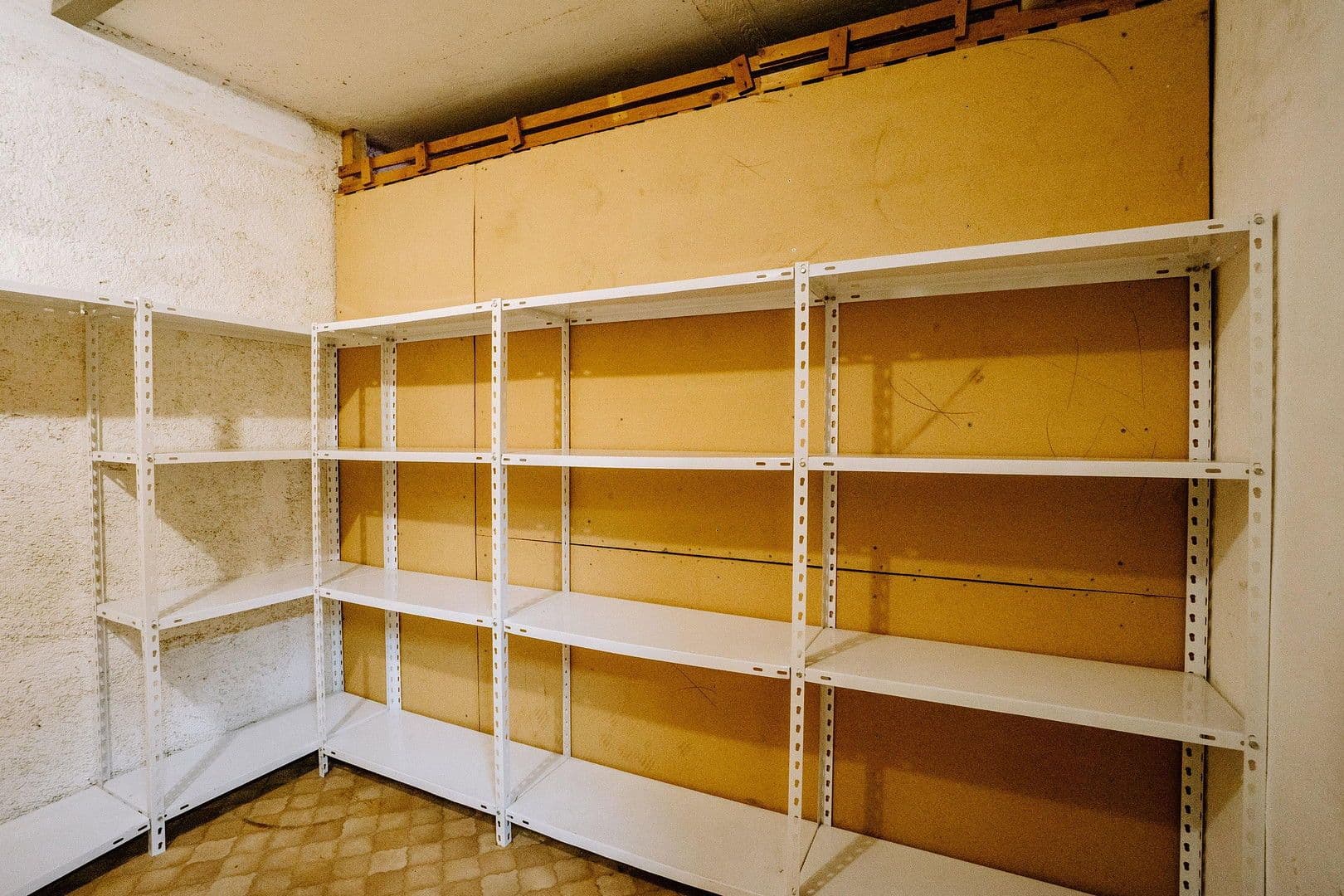 Prodej bytu 2+1 67 m², Fürstenfeldbruck, Bavorsko Prodej bytu 2+1 67 m², Fürstenfeldbruck, Bavorsko