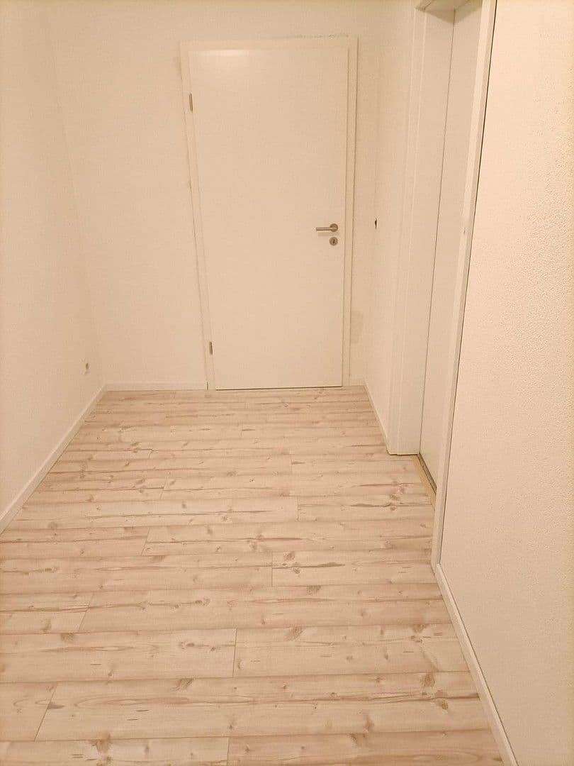 Pronájem bytu 3+1 75 m², Käthe-Kollwitz-Str. 17, Apolda, Durynsko Pronájem bytu 3+1 75 m², Käthe-Kollwitz-Str. 17, Apolda, Durynsko