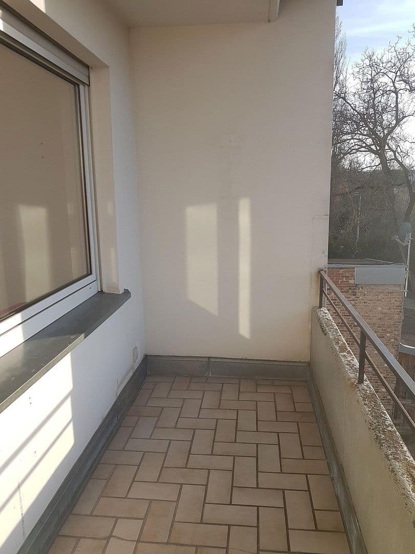 Pronájem bytu 3+1 80 m², Bonn, Severní Porýní-Vestfálsko Pronájem bytu 3+1 80 m², Bonn, Severní Porýní-Vestfálsko