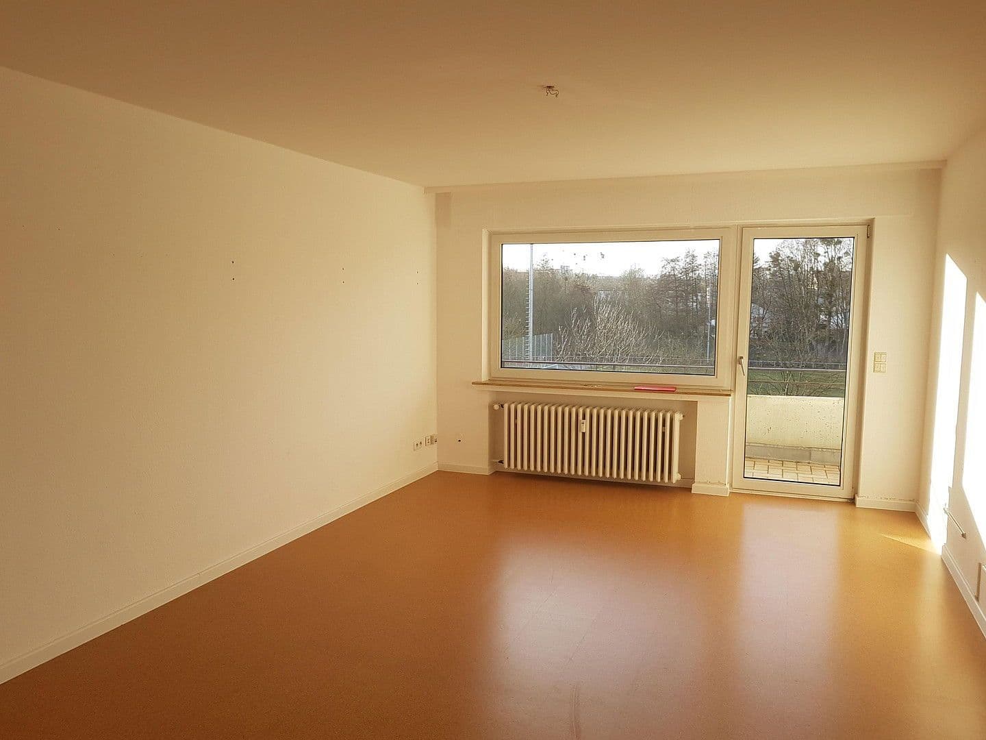 Pronájem bytu 3+1 80 m², Bonn, Severní Porýní-Vestfálsko Pronájem bytu 3+1 80 m², Bonn, Severní Porýní-Vestfálsko