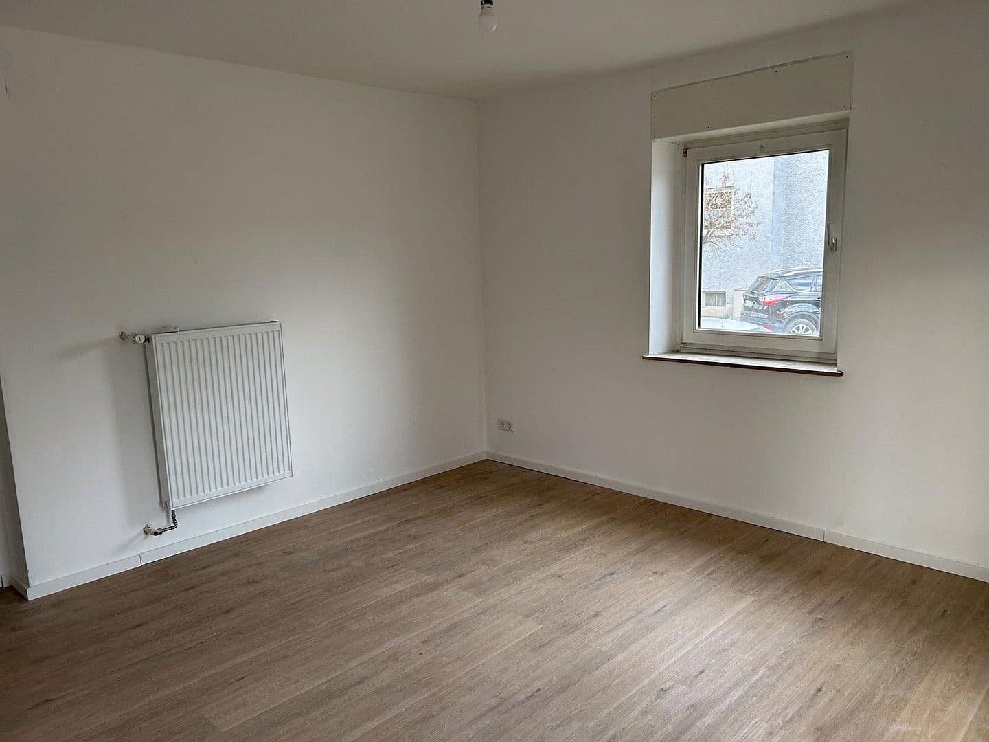 Pronájem bytu 2+1 58 m², Neunkirchen a. Sand, Bavorsko Pronájem bytu 2+1 58 m², Neunkirchen a. Sand, Bavorsko