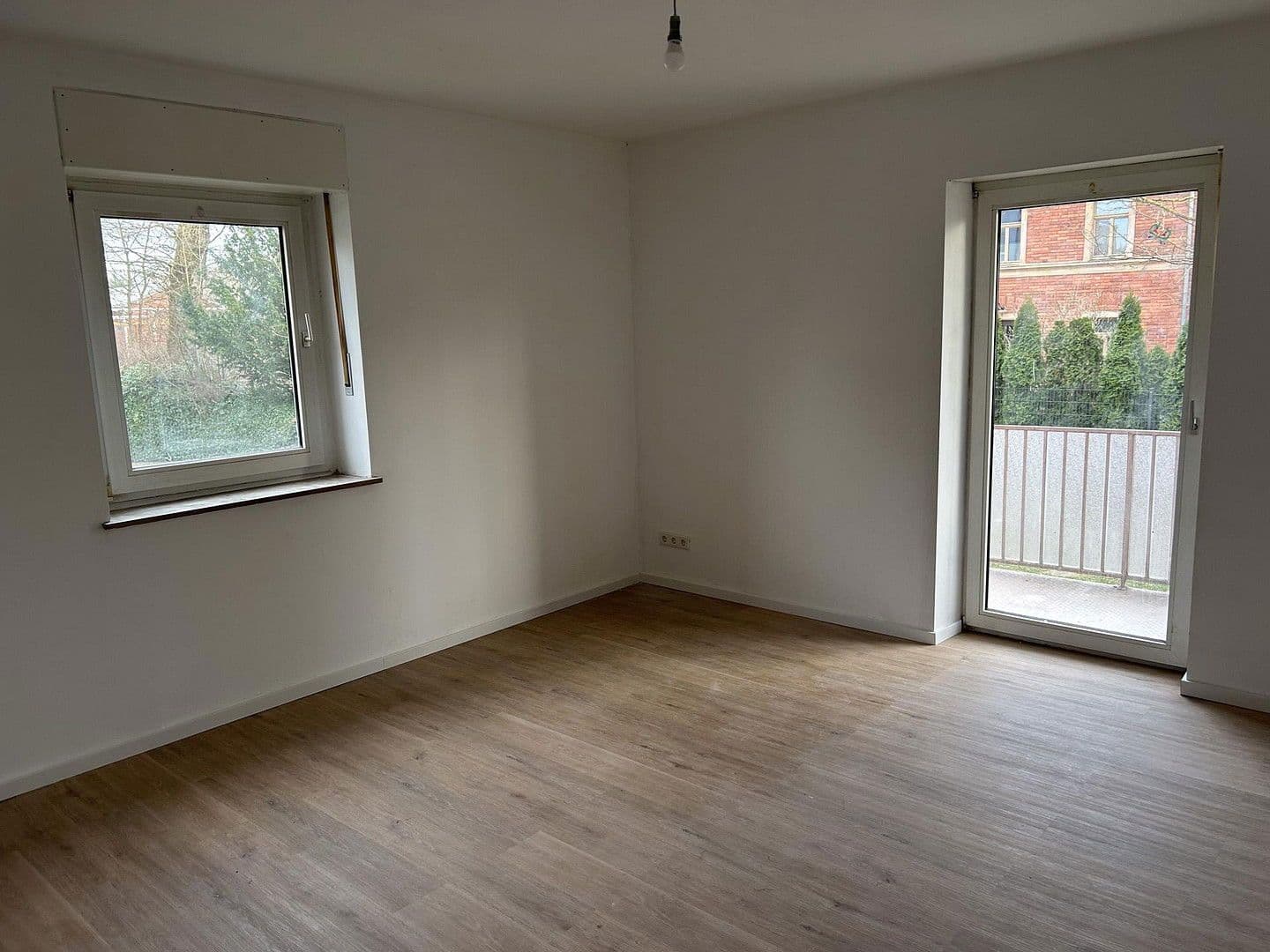 Pronájem bytu 2+1 58 m², Neunkirchen a. Sand, Bavorsko Pronájem bytu 2+1 58 m², Neunkirchen a. Sand, Bavorsko