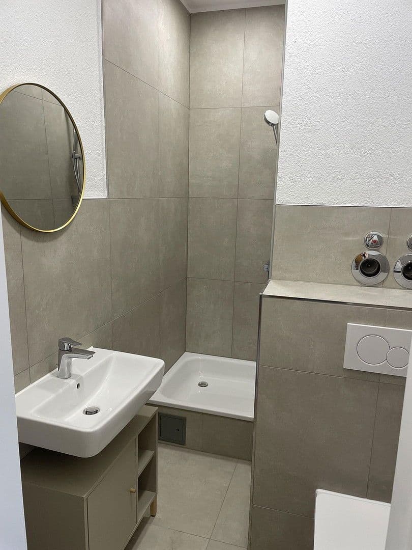 Pronájem bytu 1+1 25 m², Gartenstrasse 32, Freiburg, Bádensko-Württembersko Pronájem bytu 1+1 25 m², Gartenstrasse 32, Freiburg, Bádensko-Württembersko