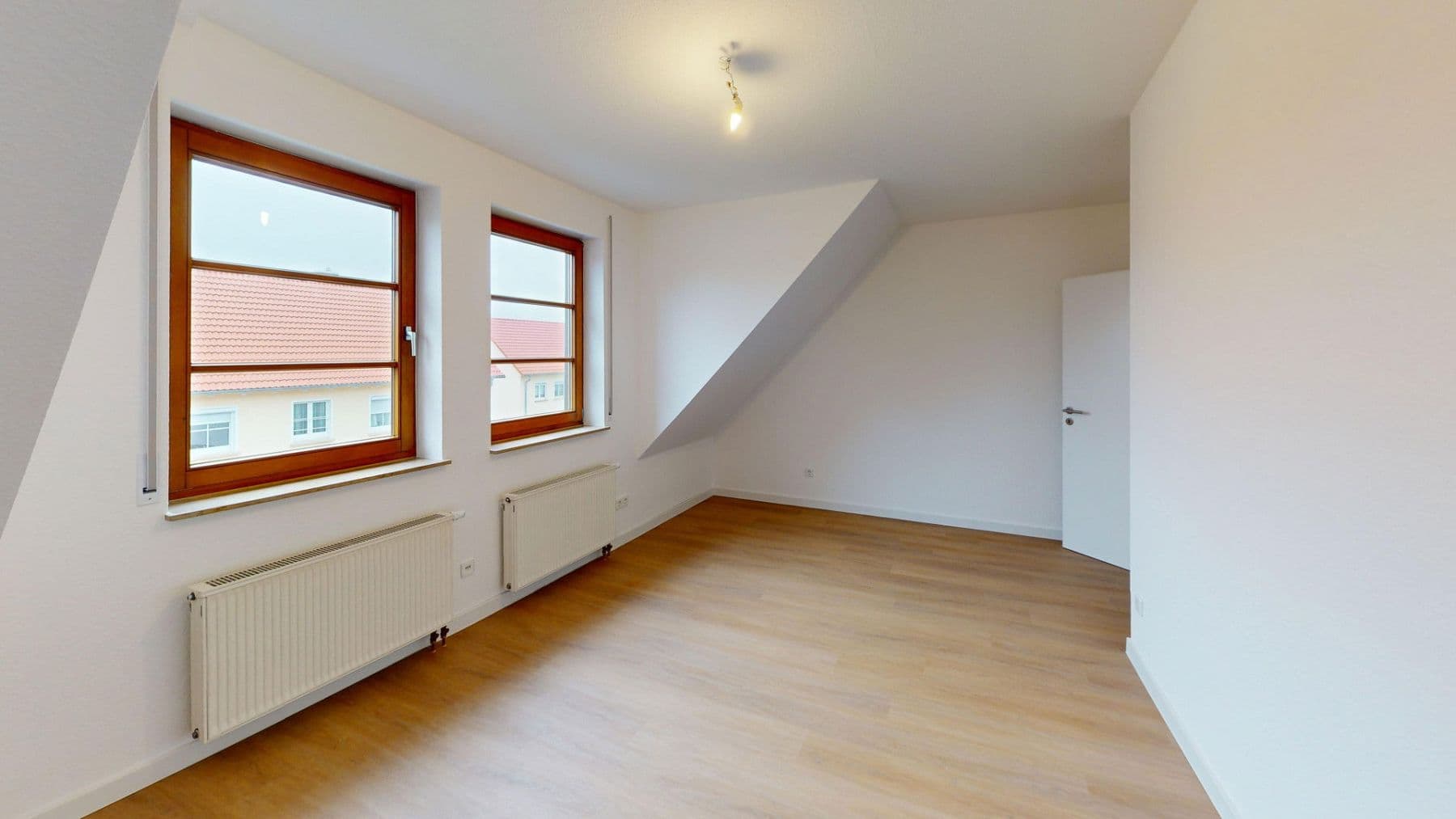 Pronájem bytu 3+kk 94 m², Gartenstr. 2, Pfalzgrafenweiler, Bádensko-Württembersko Pronájem bytu 3+kk 94 m², Gartenstr. 2, Pfalzgrafenweiler, Bádensko-Württembersko