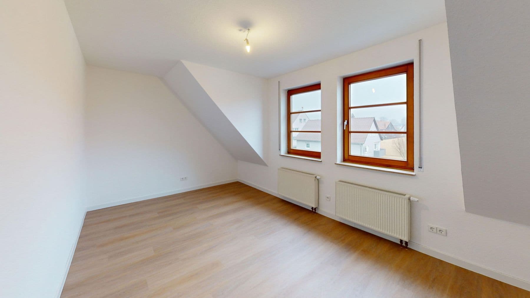 Pronájem bytu 3+kk 94 m², Gartenstr. 2, Pfalzgrafenweiler, Bádensko-Württembersko Pronájem bytu 3+kk 94 m², Gartenstr. 2, Pfalzgrafenweiler, Bádensko-Württembersko