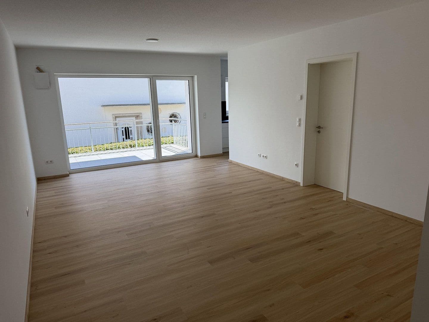 Pronájem bytu 3+1 77 m², Im Rudolfsgarten 3, Dierdorf, Porýní-Falc Pronájem bytu 3+1 77 m², Im Rudolfsgarten 3, Dierdorf, Porýní-Falc