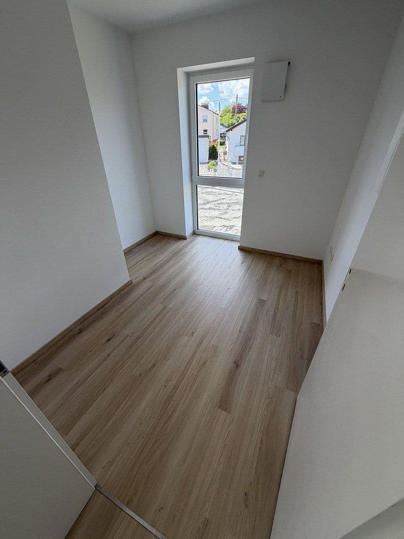 Pronájem bytu 3+1 77 m², Im Rudolfsgarten 3, Dierdorf, Porýní-Falc Pronájem bytu 3+1 77 m², Im Rudolfsgarten 3, Dierdorf, Porýní-Falc
