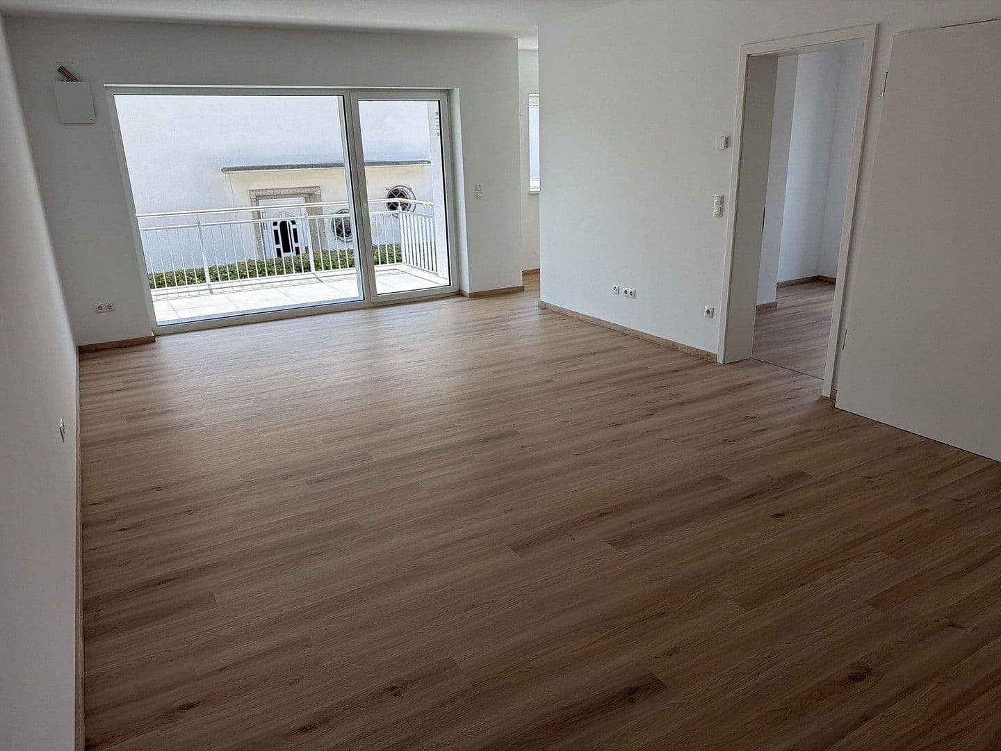 Pronájem bytu 3+1 77 m², Im Rudolfsgarten 3, Dierdorf, Porýní-Falc Pronájem bytu 3+1 77 m², Im Rudolfsgarten 3, Dierdorf, Porýní-Falc