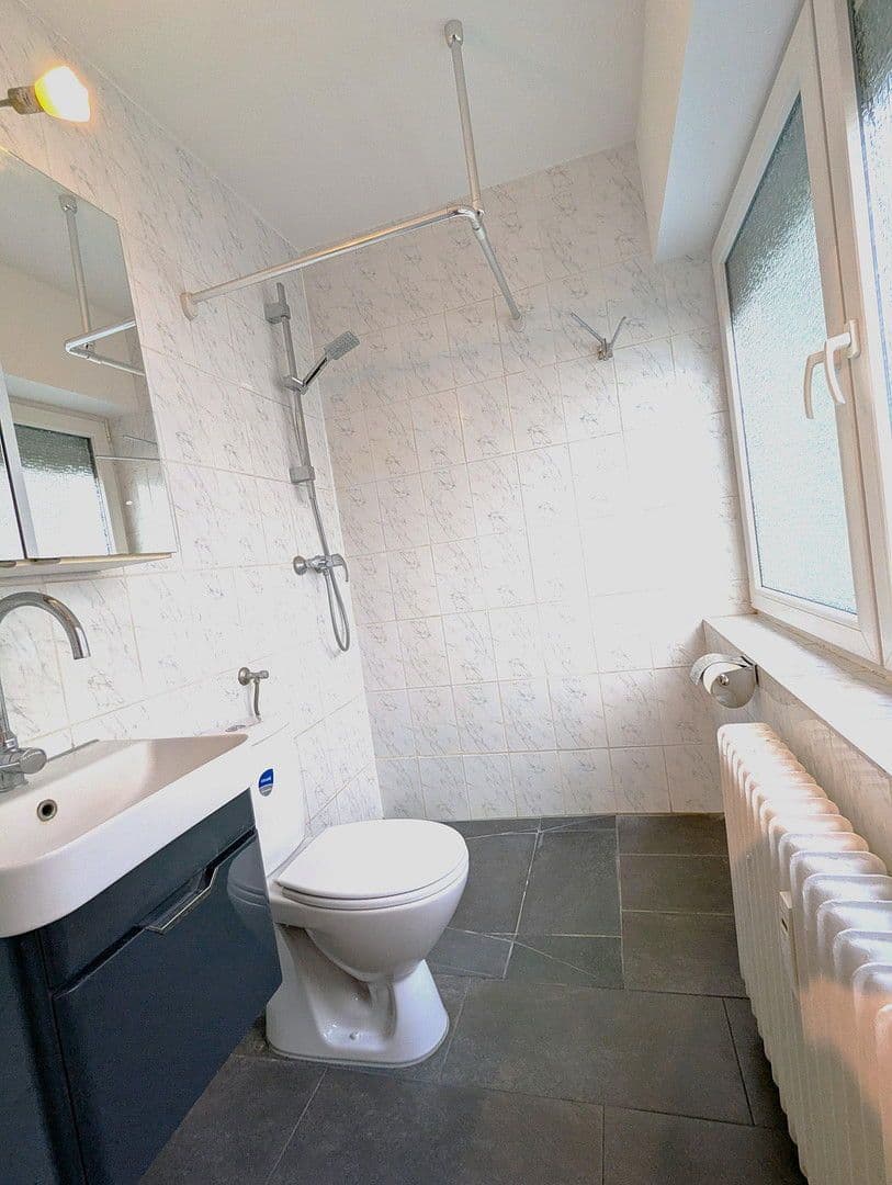 Prodej bytu 2+1 48 m², Köln, Severní Porýní-Vestfálsko Prodej bytu 2+1 48 m², Köln, Severní Porýní-Vestfálsko