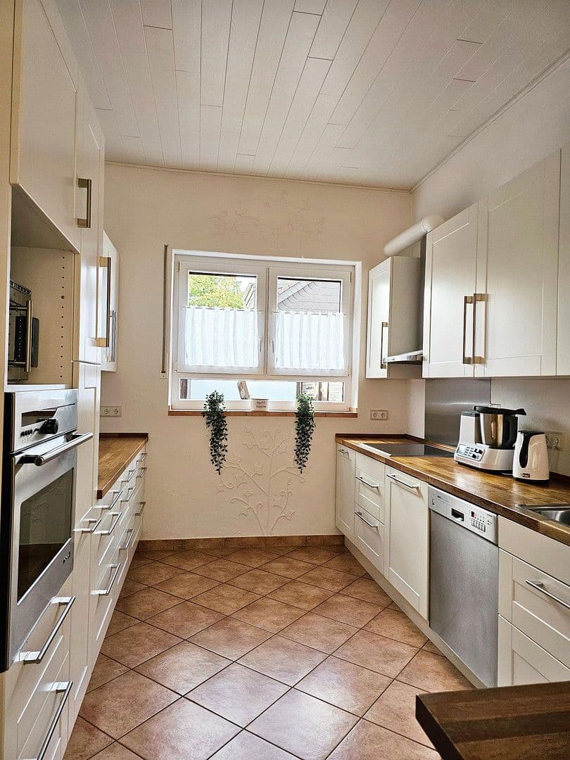 Prodej domu 213 m², pozemek 510 m², Wegberg, Severní Porýní-Vestfálsko Prodej domu 213 m², pozemek 510 m², Wegberg, Severní Porýní-Vestfálsko