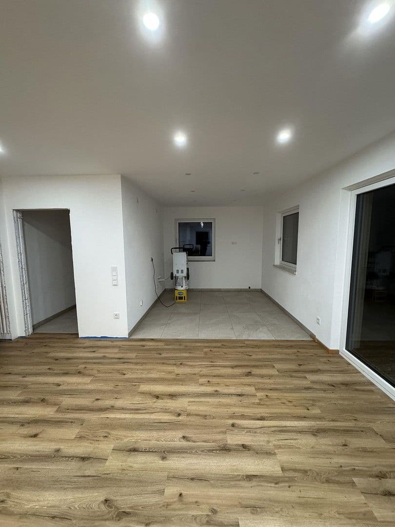 Pronájem bytu 3+kk 93 m², Ehekirchen, Bavorsko Pronájem bytu 3+kk 93 m², Ehekirchen, Bavorsko