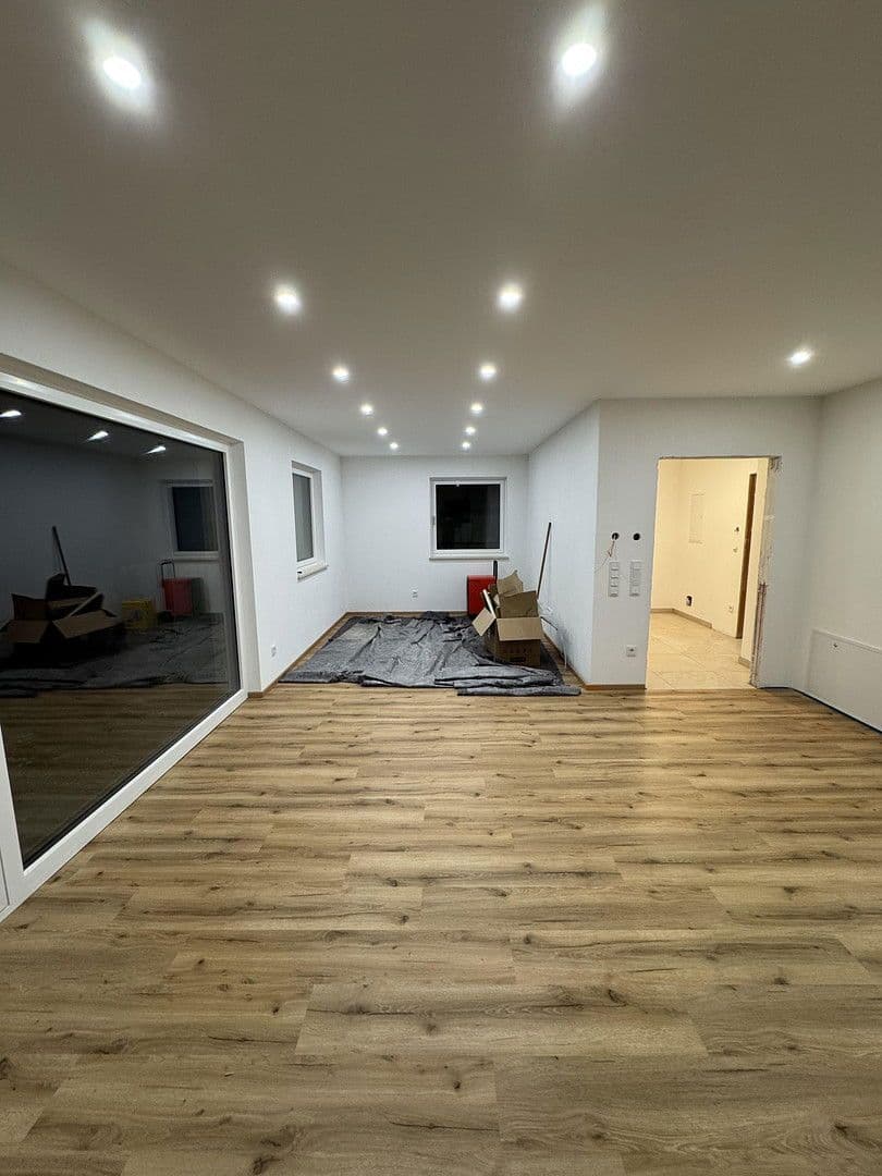 Pronájem bytu 3+kk 93 m², Ehekirchen, Bavorsko Pronájem bytu 3+kk 93 m², Ehekirchen, Bavorsko