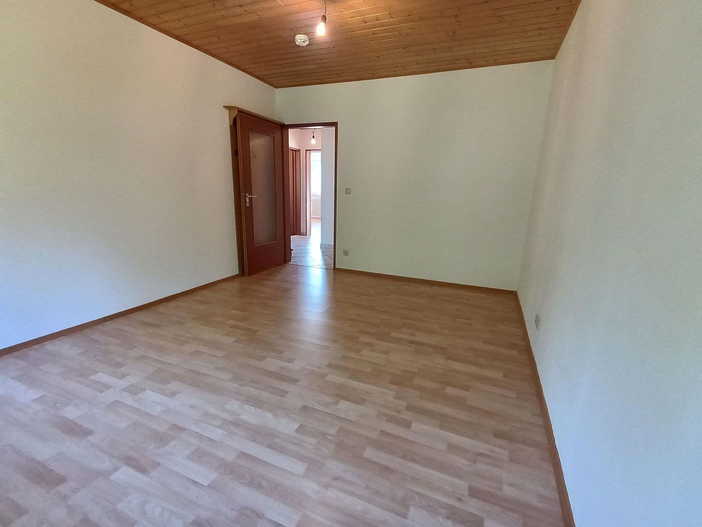 Prodej bytu 4+1 104 m², Friedenstr. 74, Nürnberg, Bavorsko Prodej bytu 4+1 104 m², Friedenstr. 74, Nürnberg, Bavorsko