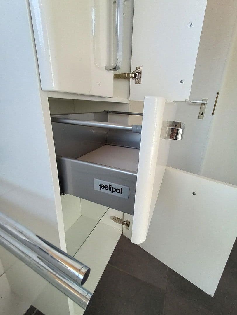 Prodej bytu 4+1 104 m², Friedenstr. 74, Nürnberg, Bavorsko Prodej bytu 4+1 104 m², Friedenstr. 74, Nürnberg, Bavorsko