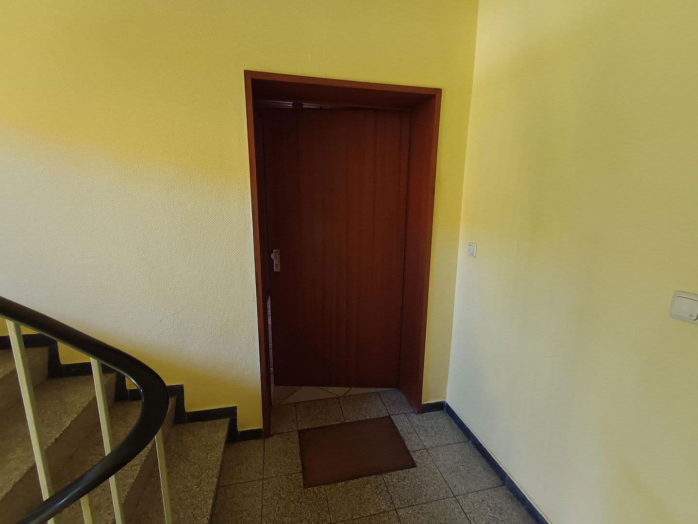 Prodej bytu 4+1 104 m², Friedenstr. 74, Nürnberg, Bavorsko Prodej bytu 4+1 104 m², Friedenstr. 74, Nürnberg, Bavorsko