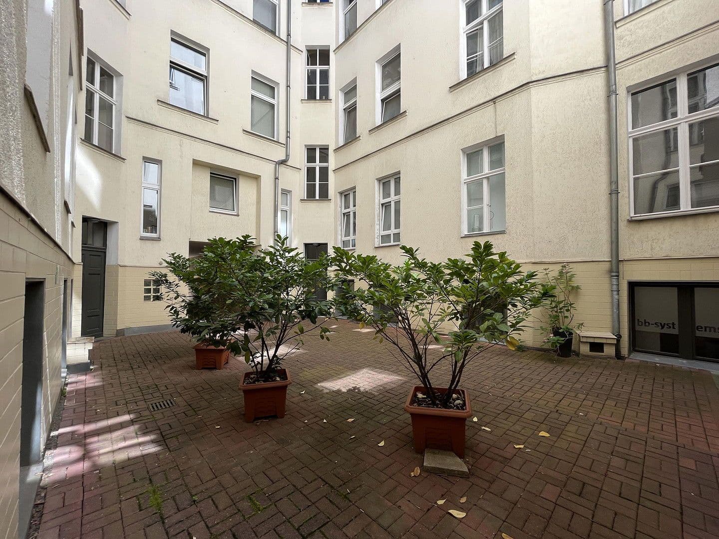 Prodej kanceláře 141 m², Berlin, Berlín Prodej kanceláře 141 m², Berlin, Berlín