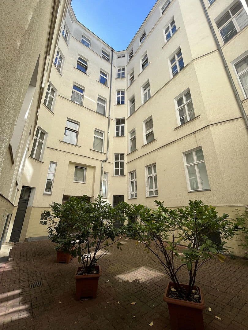 Prodej kanceláře 141 m², Berlin, Berlín Prodej kanceláře 141 m², Berlin, Berlín