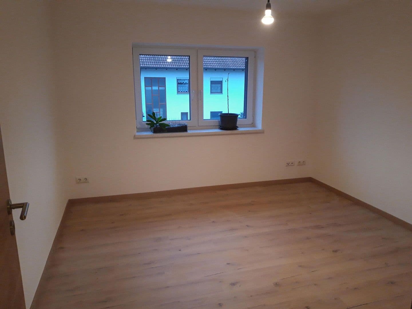 Prodej domu 190 m², pozemek 810 m², Breitenbrunn, Bavorsko Prodej domu 190 m², pozemek 810 m², Breitenbrunn, Bavorsko