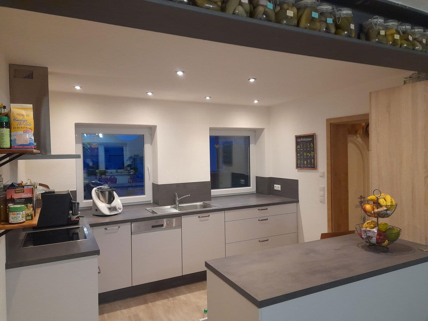 Prodej domu 190 m², pozemek 810 m², Breitenbrunn, Bavorsko Prodej domu 190 m², pozemek 810 m², Breitenbrunn, Bavorsko